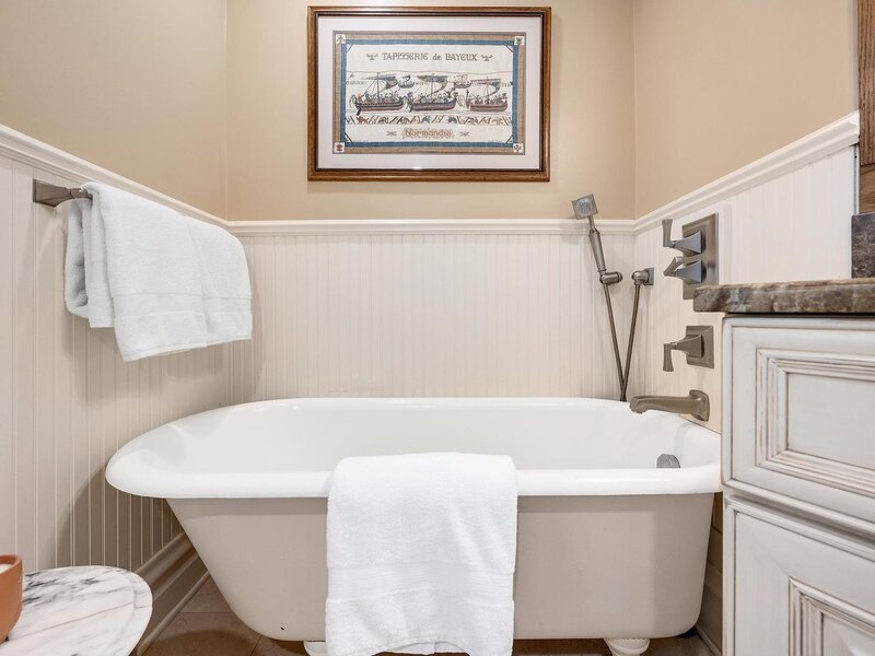 426 W Maple Street Lombard IL 60148