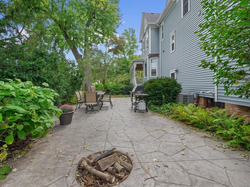 426 W Maple Street Lombard IL 60148
