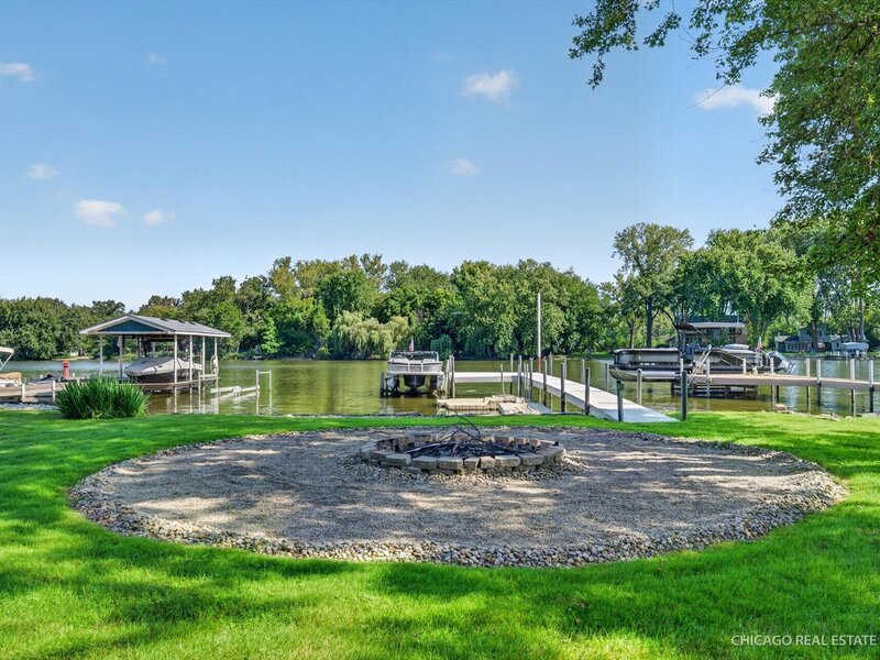 220 Hickory Nut Grove Lane Cary IL 60013