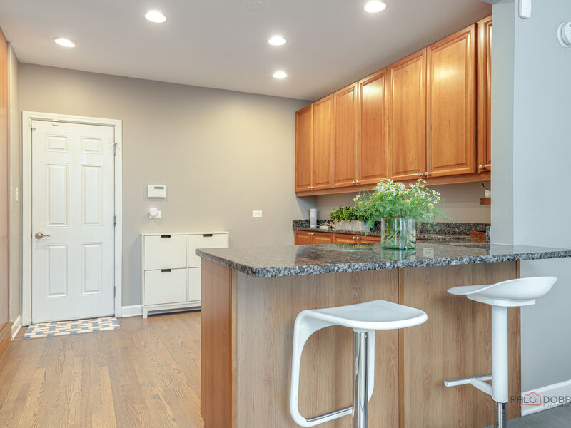 1118 Gordon Terrace Deerfield IL 60015