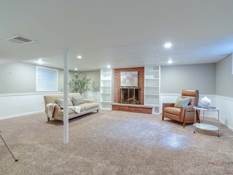 1118 Gordon Terrace Deerfield IL 60015