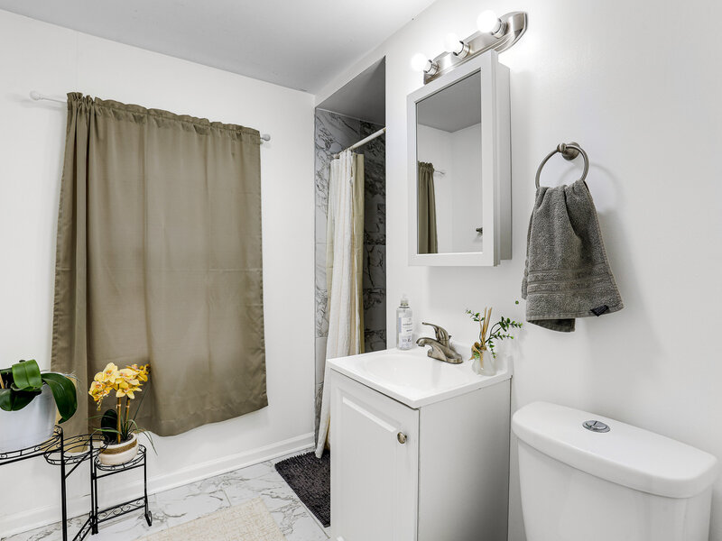 4951 W Concord Place Chicago IL 60639