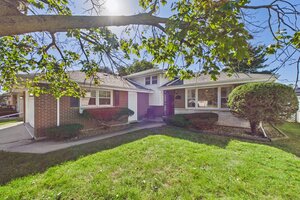 Photo of 16112 Michigan Avenue South Holland IL 60473