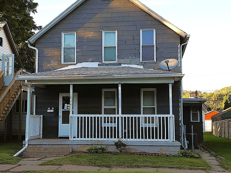 1824 W 6th Street Davenport IA 52802