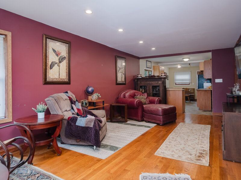 39197 N Willow Lane Antioch IL 60002