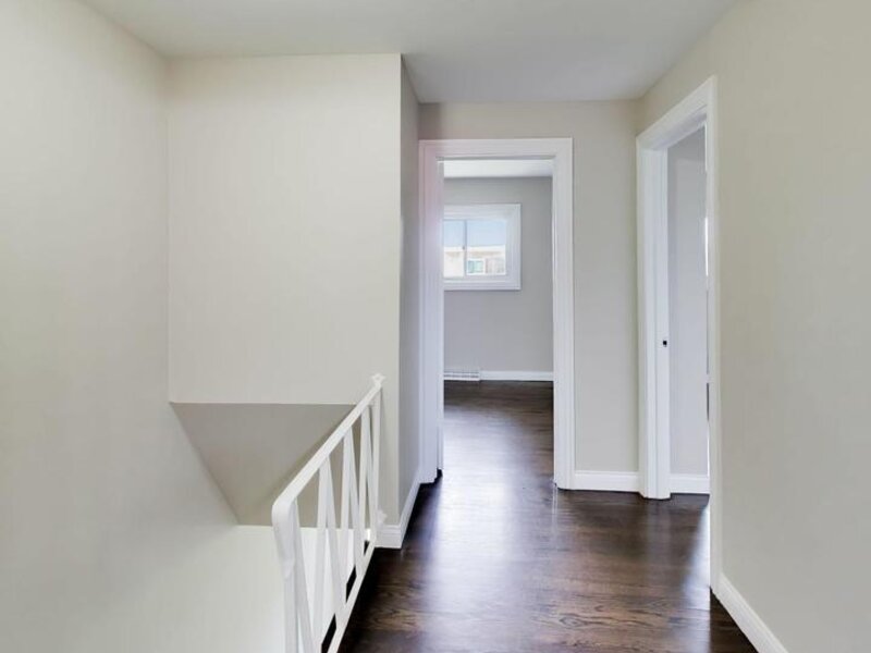 6 E Judith Ann Drive Mount Prospect IL 60056