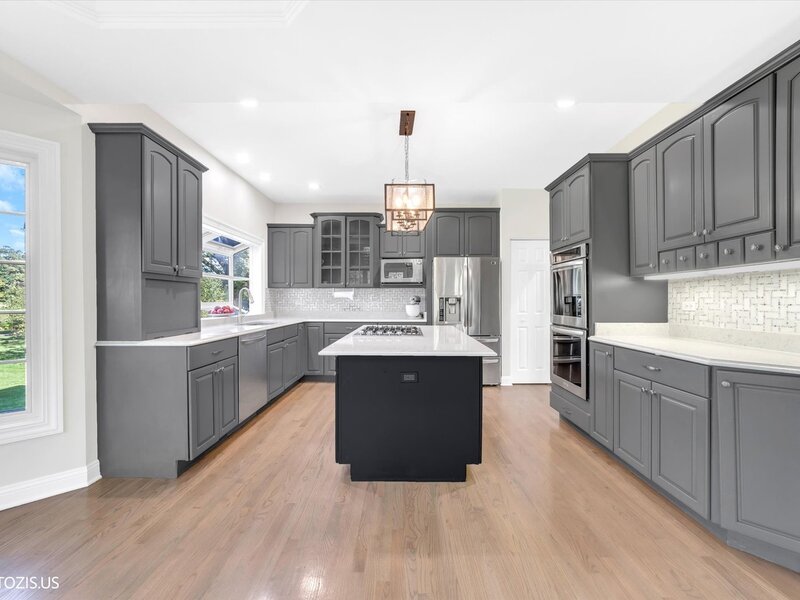7160 Brae Court Gurnee IL 60031