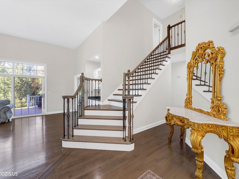 7160 Brae Court Gurnee IL 60031
