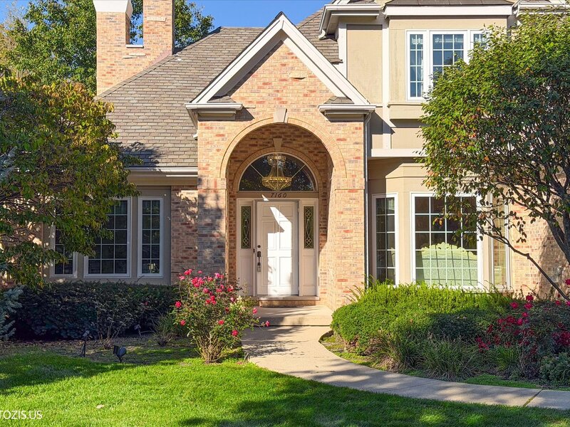 7160 Brae Court Gurnee IL 60031