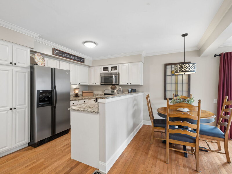 106 Queens Cove Barrington IL 60010