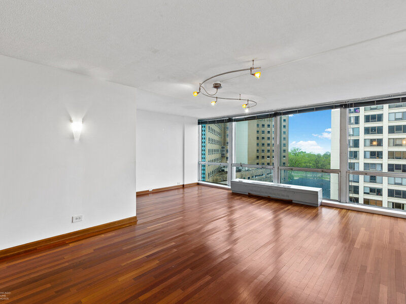 330 W Diversey Parkway Chicago IL 60657