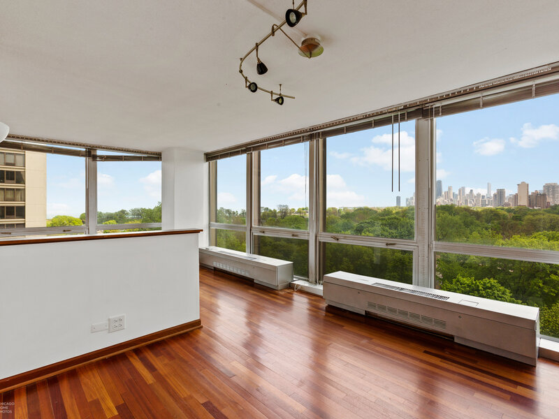 330 W Diversey Parkway Chicago IL 60657