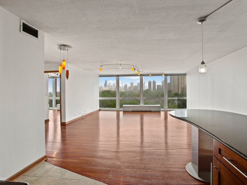 330 W Diversey Parkway Chicago IL 60657