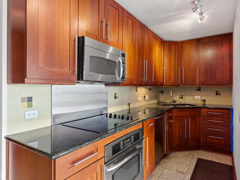 330 W Diversey Parkway Chicago IL 60657