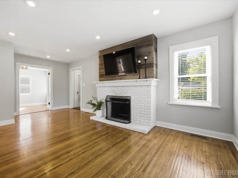 321 Woodward Avenue Geneva IL 60134