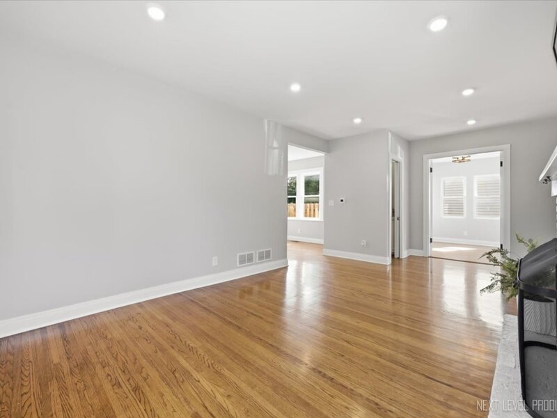 321 Woodward Avenue Geneva IL 60134