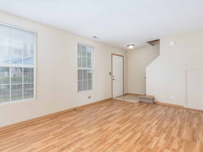 797 Serendipity Drive Aurora IL 60504