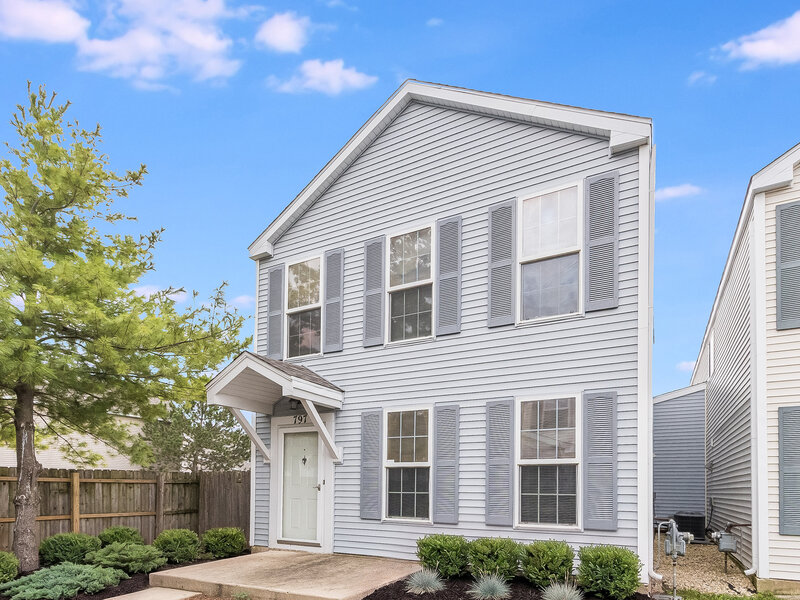 797 Serendipity Drive Aurora IL 60504