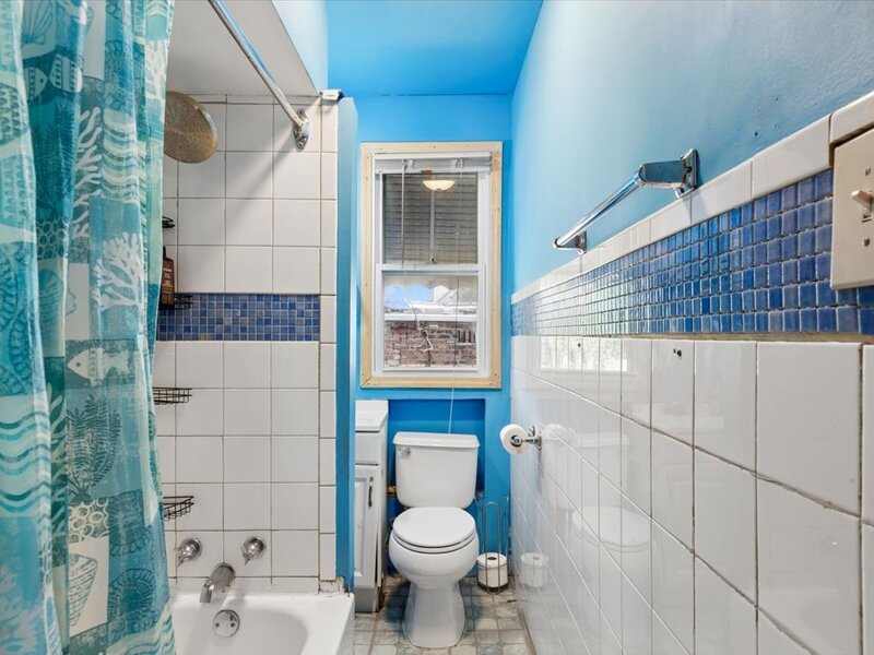 3517 S Damen Avenue Chicago IL 60609