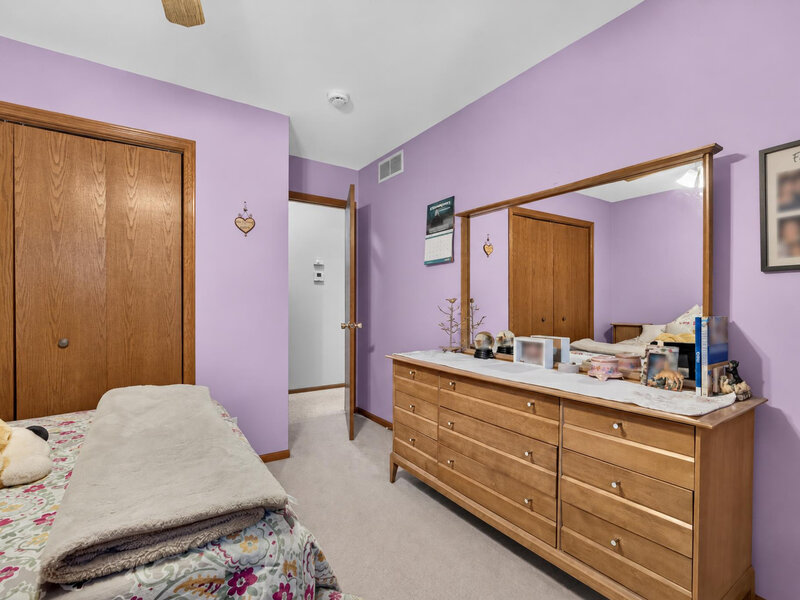1023 Fox Hollow Dekalb IL 60115