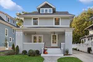Photo of 320 S Brainard Avenue La Grange IL 60525