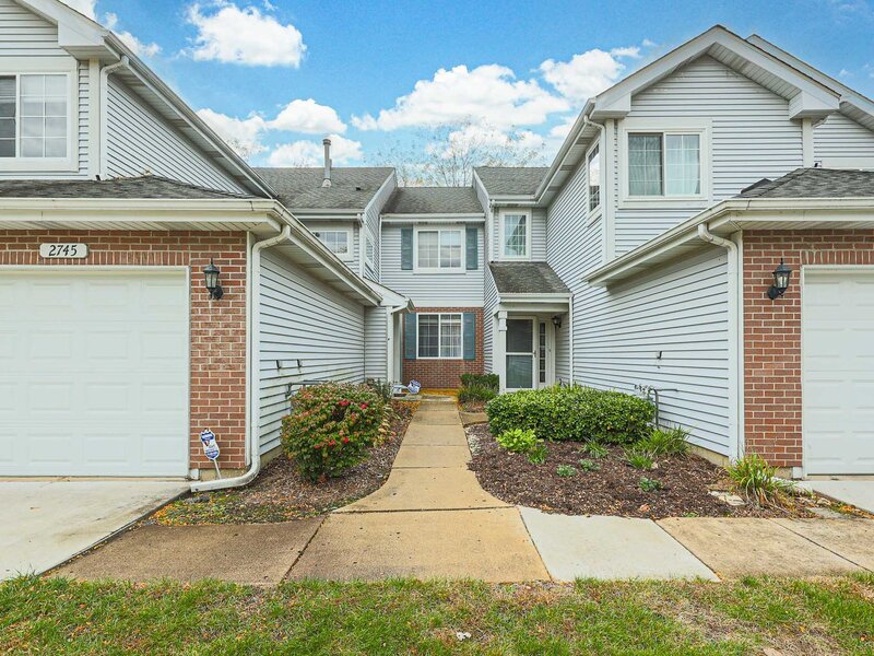 2745 Odlum Drive Schaumburg IL 60194