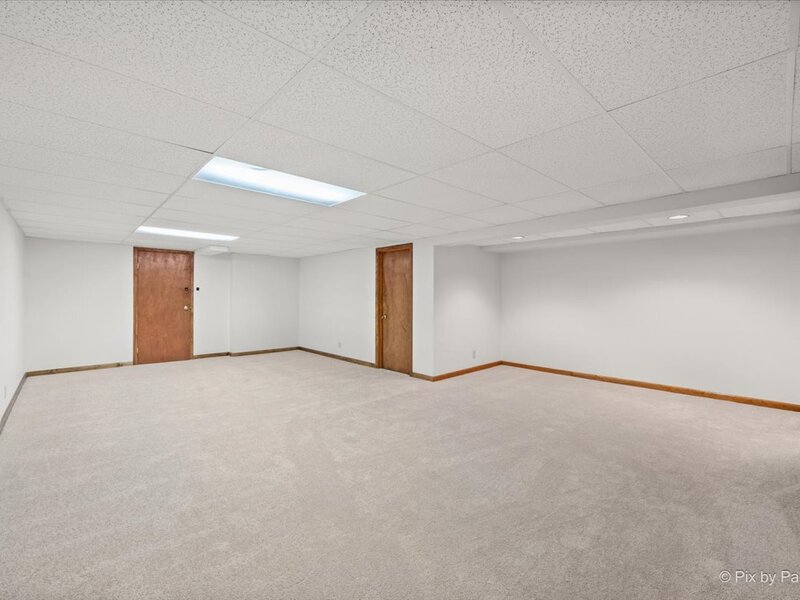 1305 Sequoia Road Naperville IL 60540