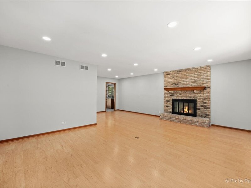 1305 Sequoia Road Naperville IL 60540