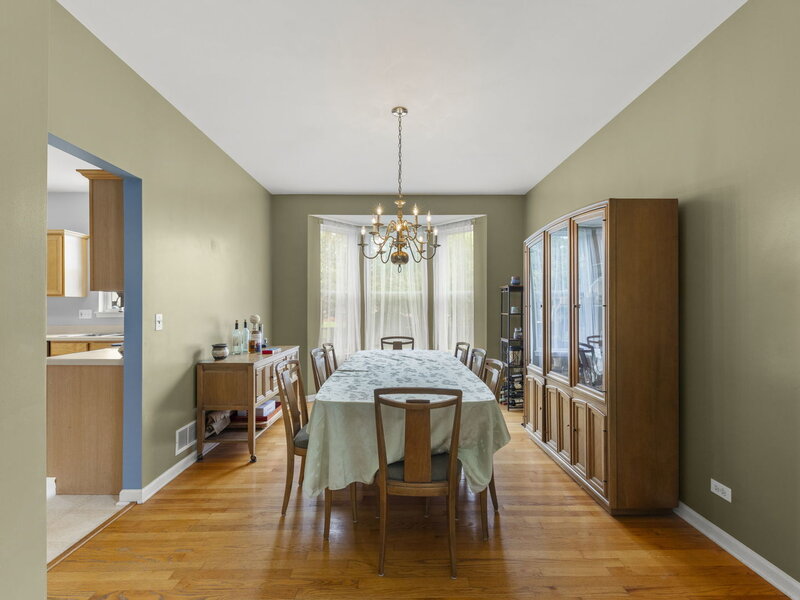 253 Carlton Mews Court Sugar Grove IL 60554