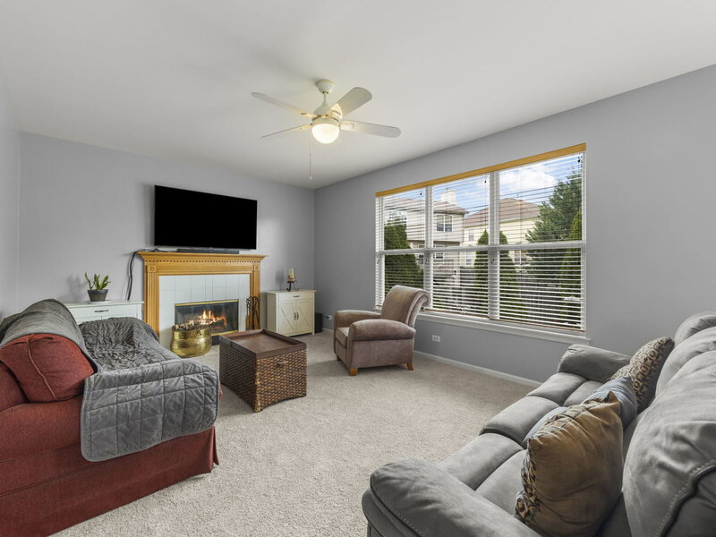 253 Carlton Mews Court Sugar Grove IL 60554