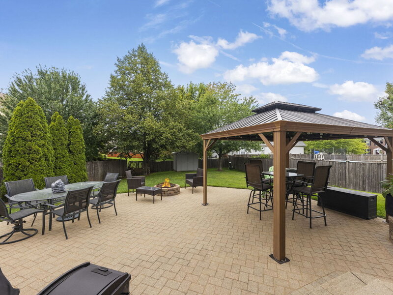 253 Carlton Mews Court Sugar Grove IL 60554
