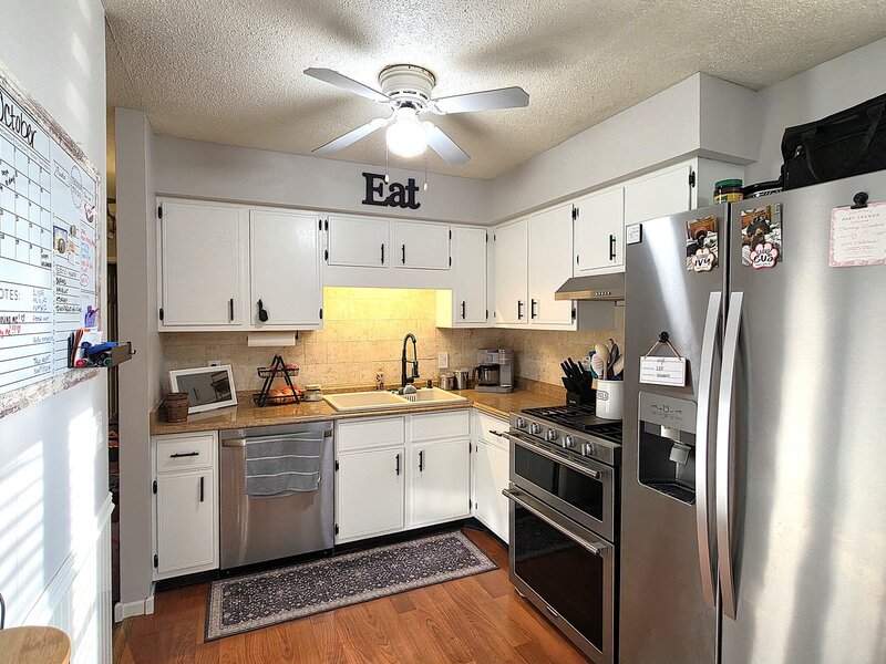2015 Valley Drive Davenport IA 52806