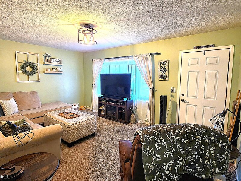 2015 Valley Drive Davenport IA 52806