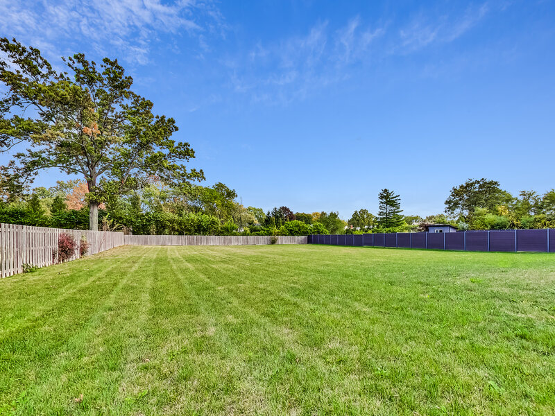 1331 Pfingsten Road Northbrook IL 60062