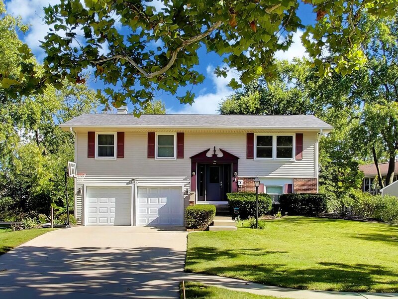 1344 Blair Lane Hoffman Estates IL 60169