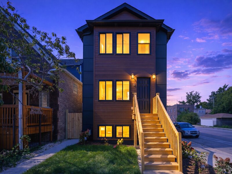 956 N Saint Louis Avenue Chicago IL 60651