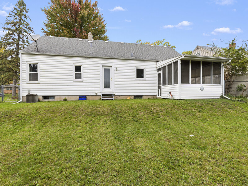2911 18th Avenue Rockford IL 61108