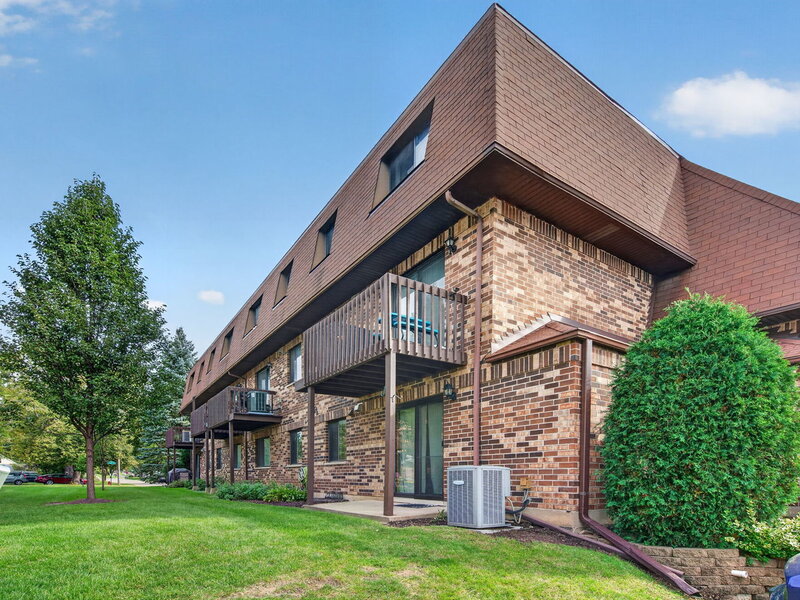 177 Uteg Street Crystal Lake IL 60014