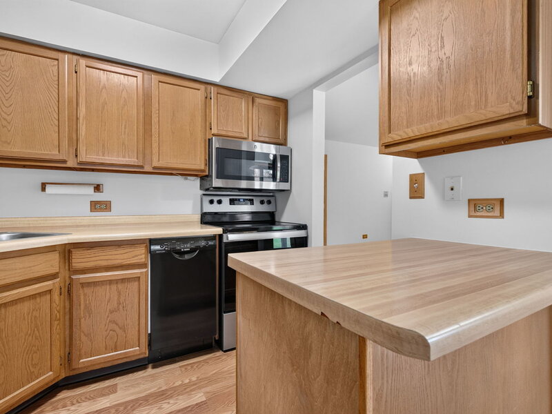 177 Uteg Street Crystal Lake IL 60014