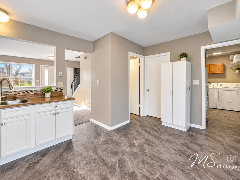 1784 Mccormick Lane Hanover Park IL 60133