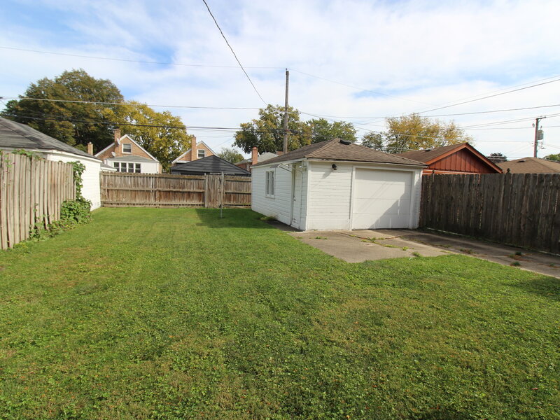 5431 N Natoma Avenue Chicago IL 60656