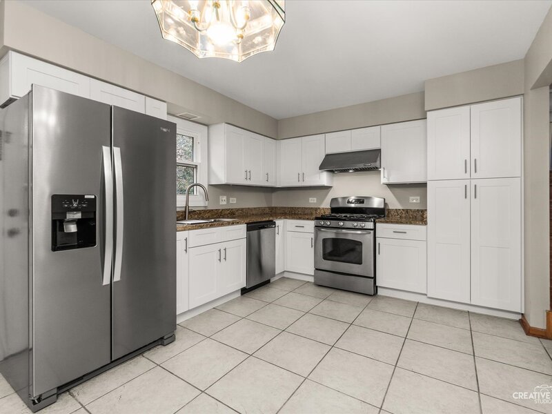 2213 Hamilton Lane Darien IL 60561