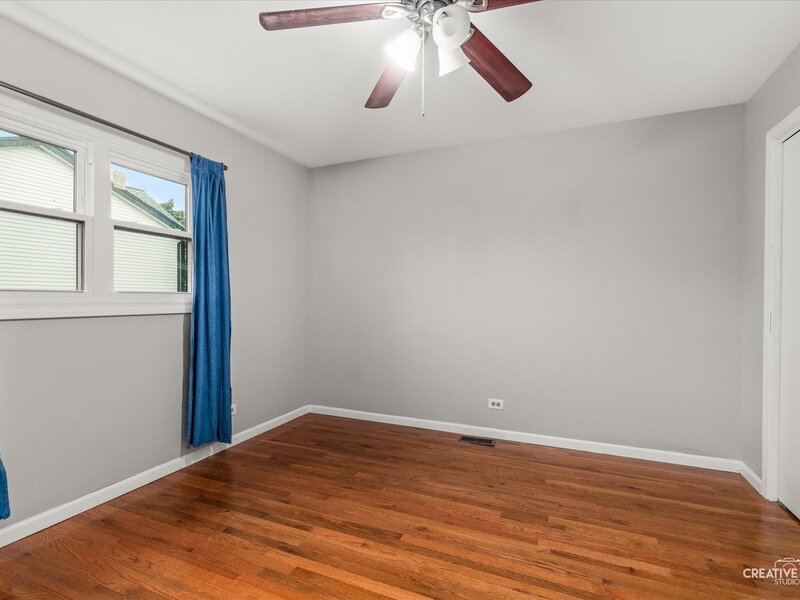 2213 Hamilton Lane Darien IL 60561