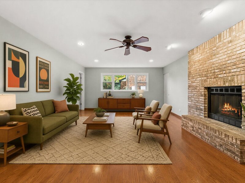 2213 Hamilton Lane Darien IL 60561