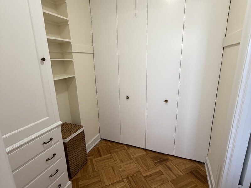 2000 N Lincoln Park West Chicago IL 60614