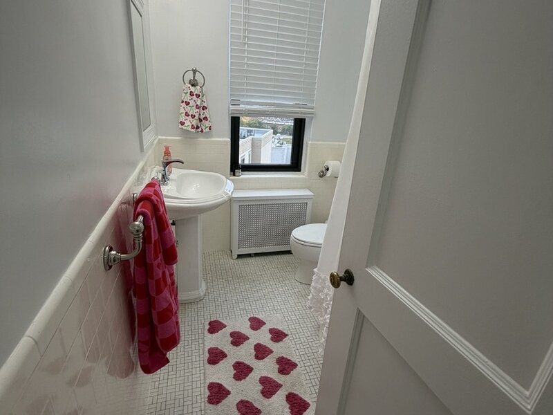 2000 N Lincoln Park West Chicago IL 60614