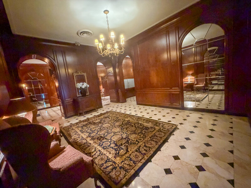 2000 N Lincoln Park West Chicago IL 60614