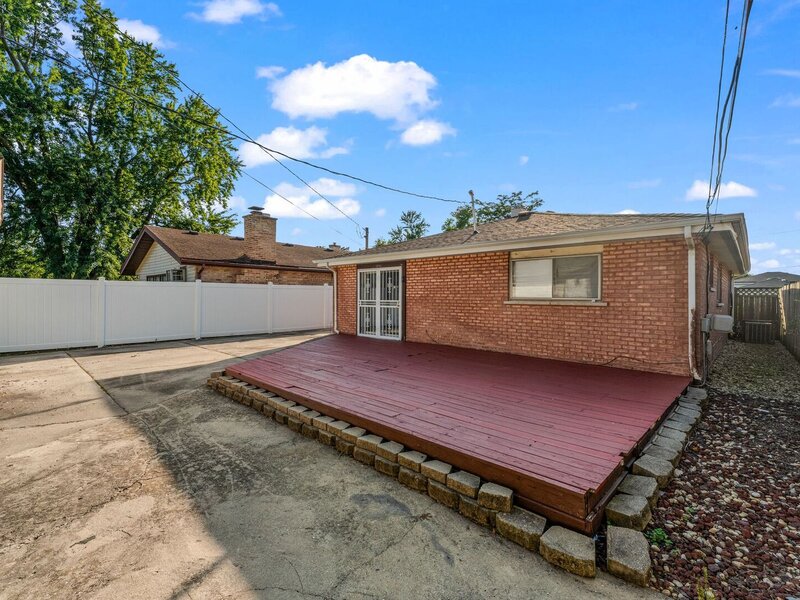 1373 Mackinaw Avenue Calumet City IL 60409