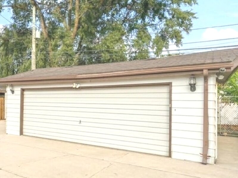 1373 Mackinaw Avenue Calumet City IL 60409