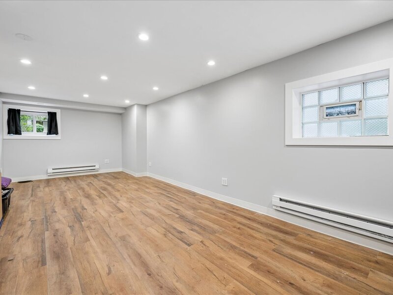 5325 N Linder Avenue Chicago IL 60630